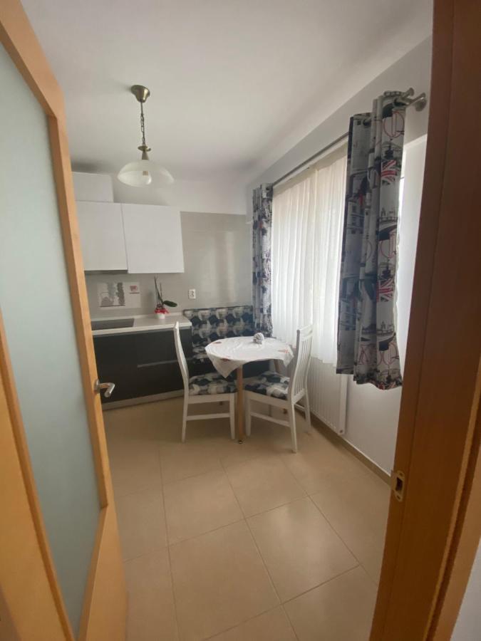 Dora City Apartament Lägenhet Cluj-Napoca Exteriör bild
