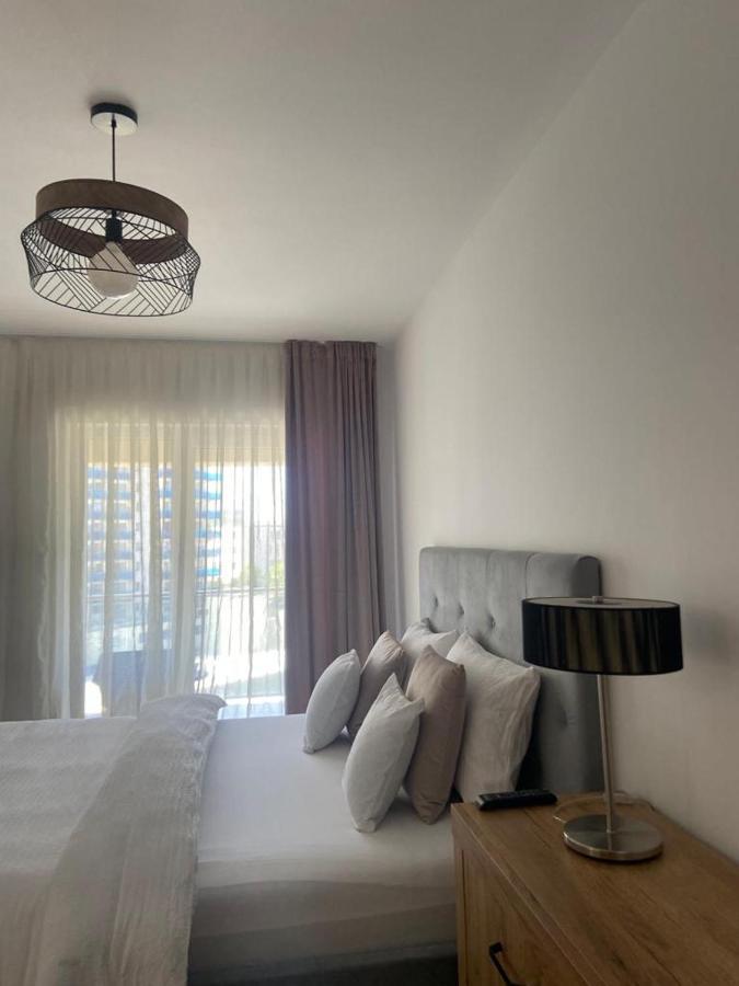 Dora City Apartament Lägenhet Cluj-Napoca Exteriör bild