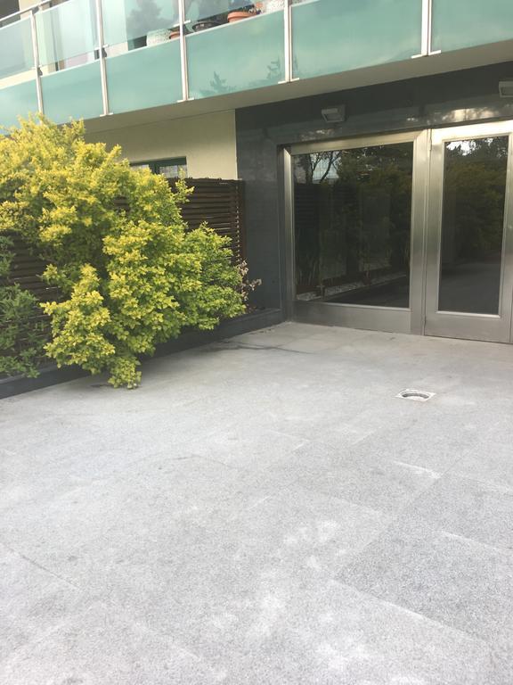 Dora City Apartament Lägenhet Cluj-Napoca Exteriör bild