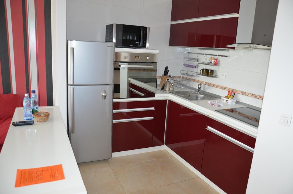 Dora City Apartament Lägenhet Cluj-Napoca Exteriör bild