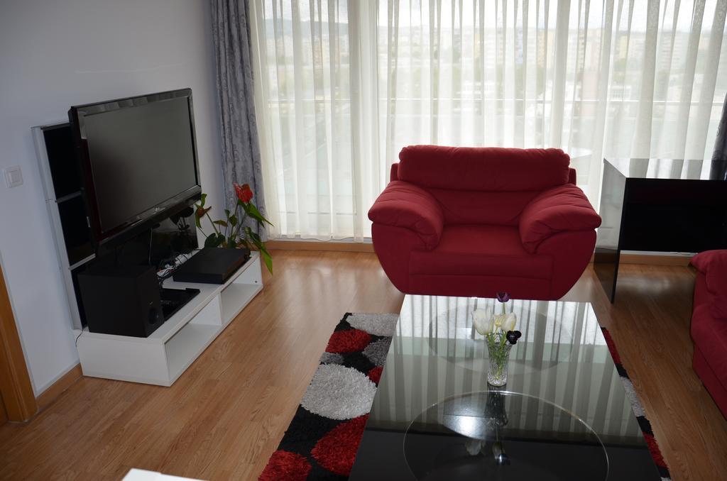 Dora City Apartament Lägenhet Cluj-Napoca Exteriör bild
