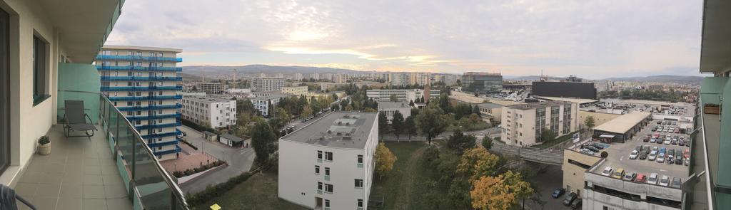 Dora City Apartament Lägenhet Cluj-Napoca Exteriör bild